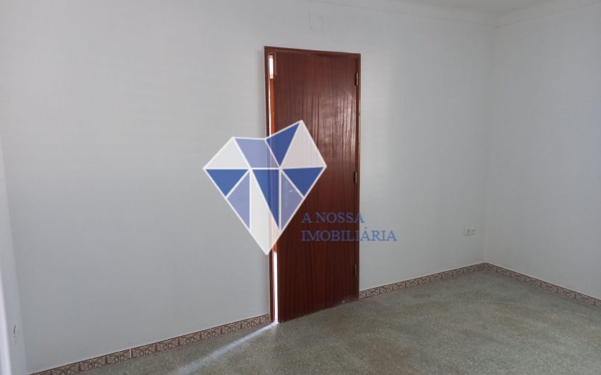 Moradia em Banda T2 Degolados – Campo Maior